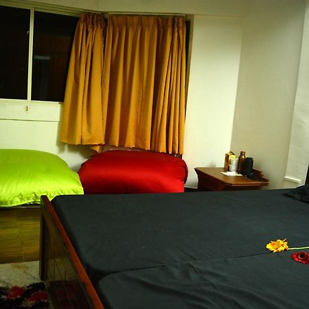 Hostel Social Rehab Downtown Bengaluru Zewnętrze zdjęcie